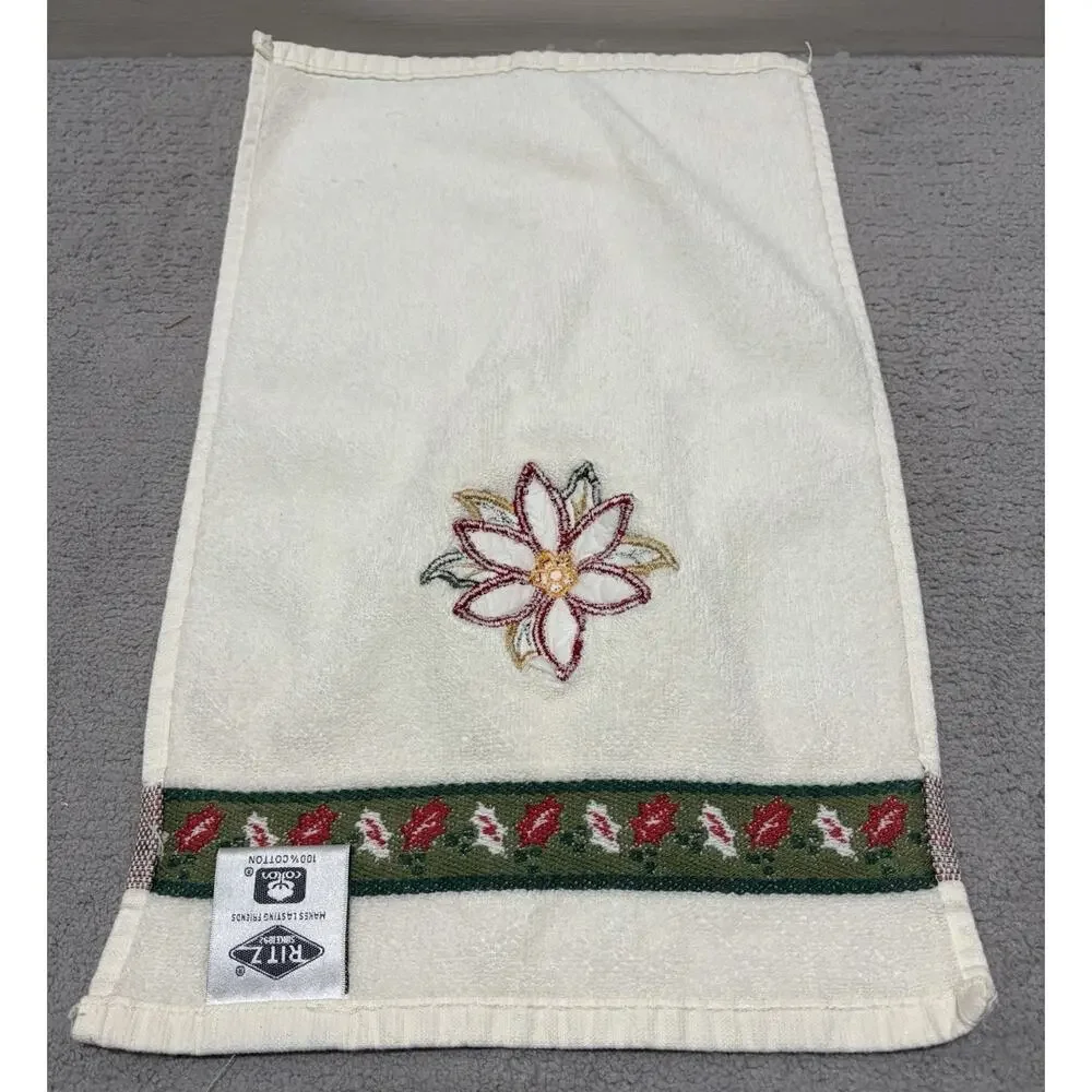 Ritz Towel Lot (3) Hand Bath Embroidered Christmas Poinsettia Holly Holiday
